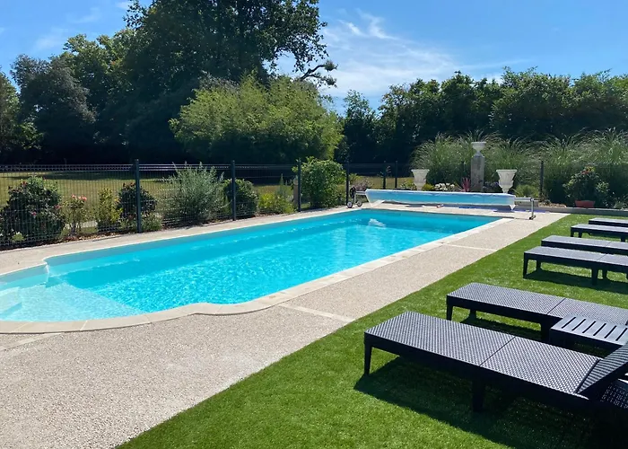 Chateau De St-fulgent, Le Parc Appartement Saint-Fulgent